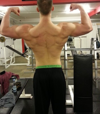 Back double biceps.jpg