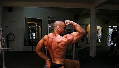 5829-Brask_pose1.jpg