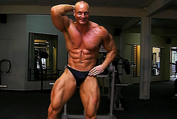 4510-Brask_pose2.jpg