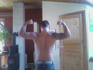 1653-back double biceps.jpg