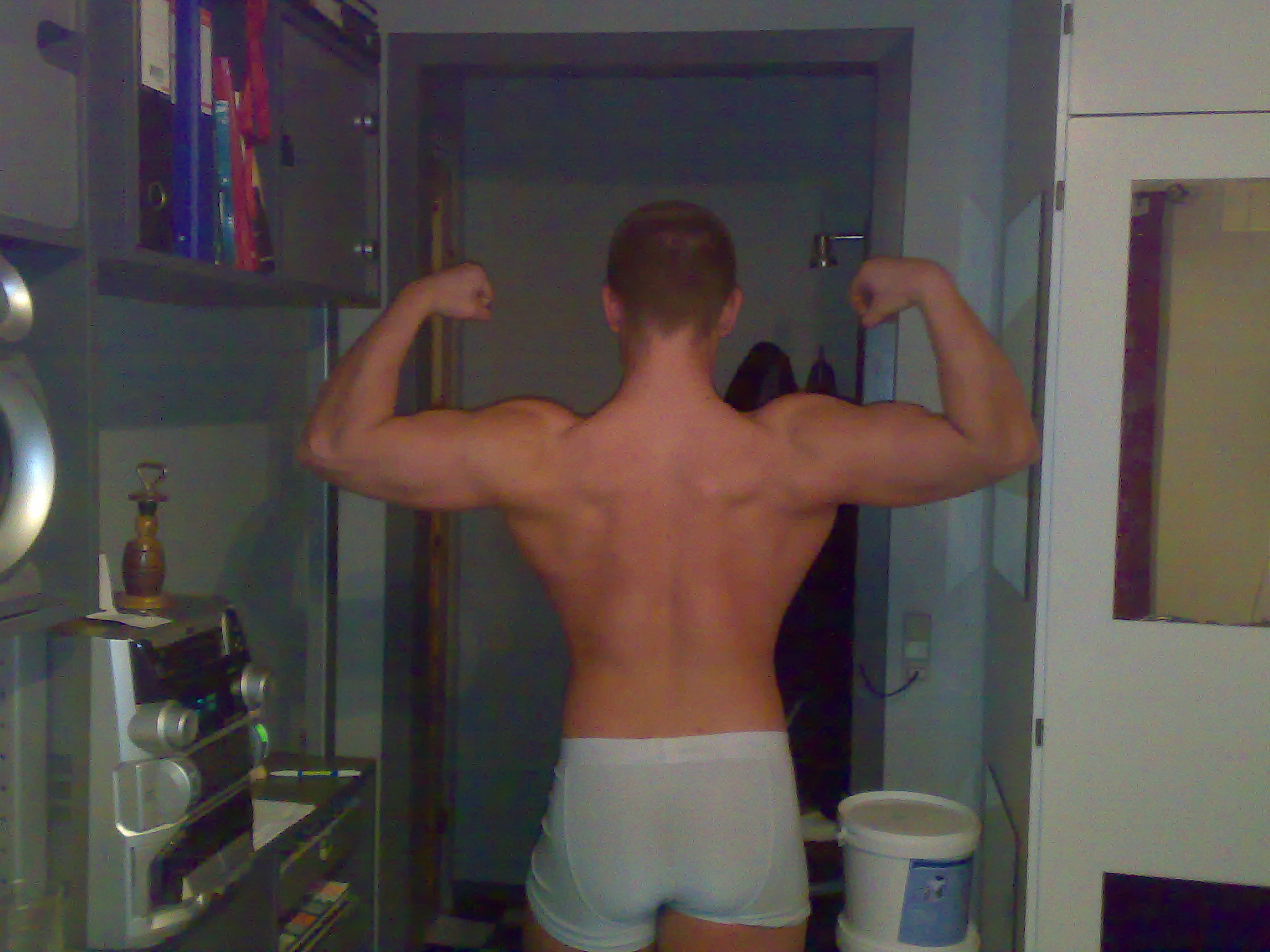 4356-Double Biceps 1.jpg
