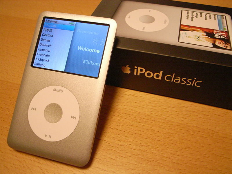 3702-800px-IPod_classic_6G_80GB_packaging-2007-09-22.jpg