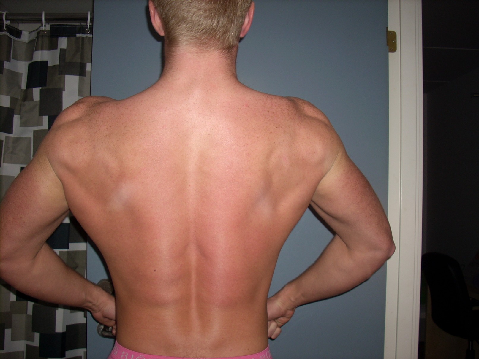 5635-back 002red.jpg