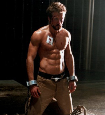 7936-Ryan_Reynolds_blade3.jpg