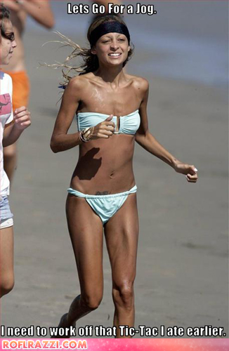 8325-celebrity-pictures-ritchie-jog.jpg