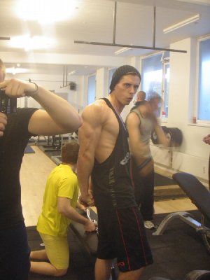 Karl Æg Triceps modified.jpg