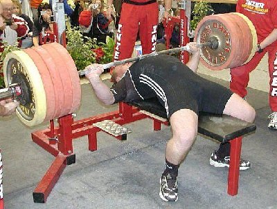 heavy-bench-press.jpg