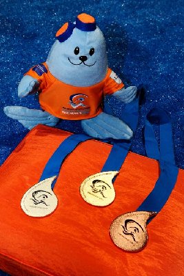 Mascotte&Medals_001.jpg