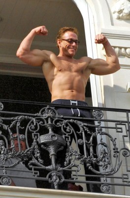 Jean-Claude-Van-Damme-maj2008_h01.jpg