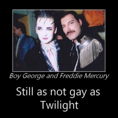 Demotivational-pictures-getting_Closer.jpg