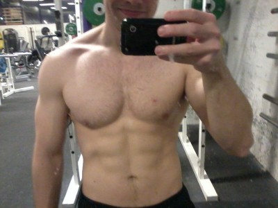 hotguy2.jpg