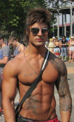 tumblr_m6j57u2pRV1r571t5o1_400.jpg