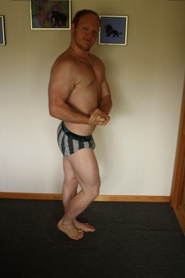 28-7-13-Side-Chest.jpg