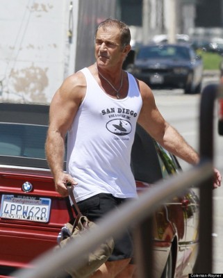o-MEL-GIBSON-RIPPED-570.jpg