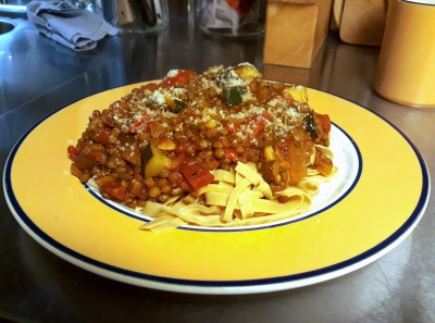 Tomatsauce_med_Puy_linser.jpg