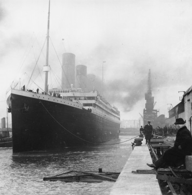 Titanic-at-Southampton-large-size.jpg
