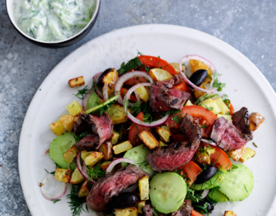 graesk-salat--m-steak-kartoffelcroutoner-tzatziki.png